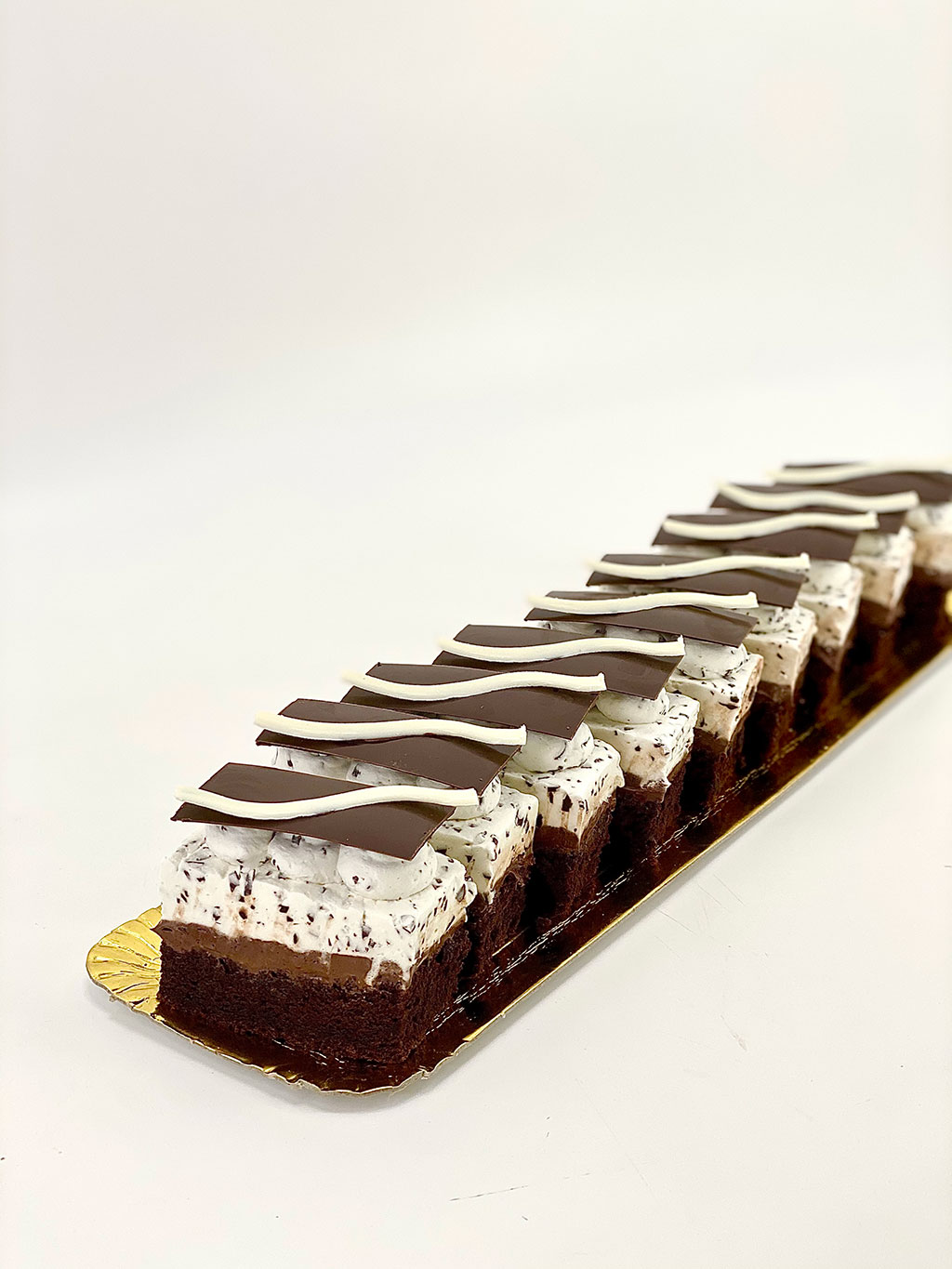 prajituri-cofetaria-magic-cake-piatra-neamt